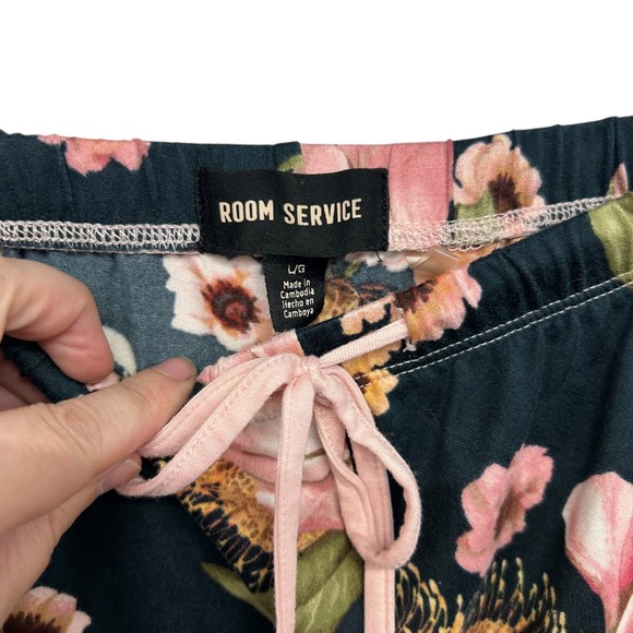 Room Service Floral Pajama Set L Black Pink Button Down Long Sleeve Loungewear - Picture 10 of 11